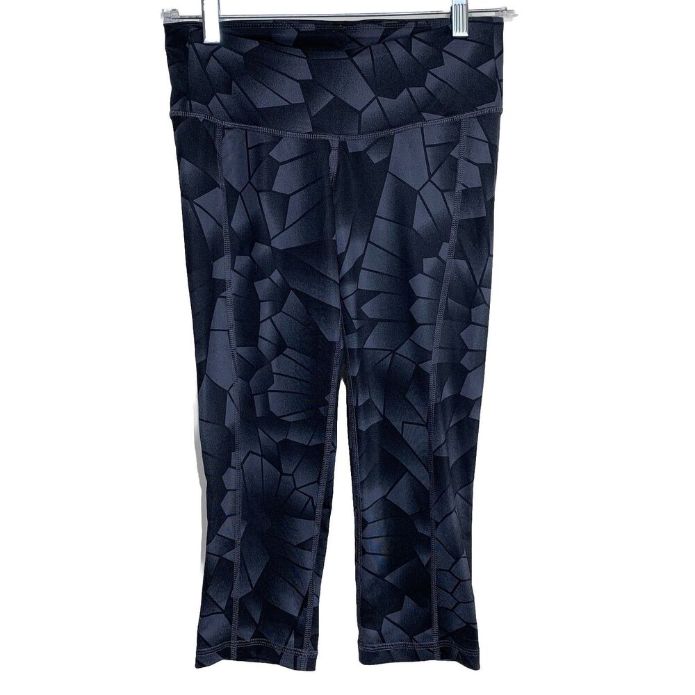 Old Navy Active Leggings Womens Small Petite Black Gray Geometric Crop Fitted